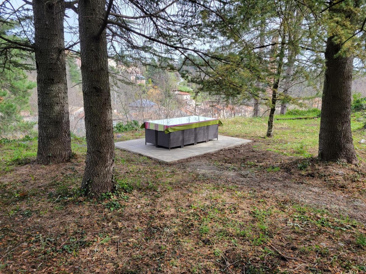 Le Temps Des Cerises Hotel Genolhac Kültér fotó